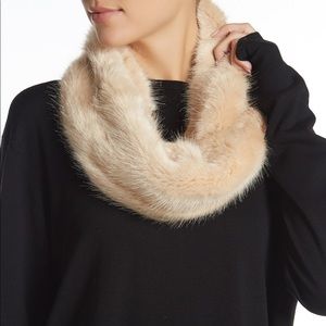 14th & Union Faux Fur Infinity Cowl